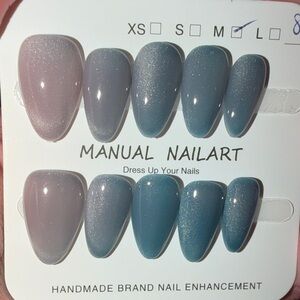 Manual Nailart Sparkle Press-On Nails in Dusty Blue & Mauve